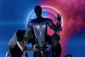 Илон Маск представил рабочий прототип робота-гуманоида Tesla Bot
