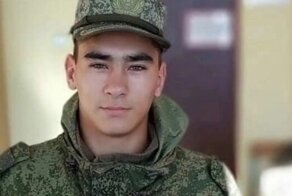 "Будут вас иметь": призывник-блогер в сети рассказал о недостатке еды и нарвался на жёсткую критику властей