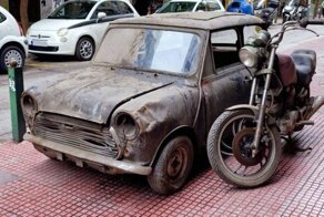 Брошенные Mini Cooper и мотоцикл Yamaha извлечены из подземной парковки отеля спустя 30 лет