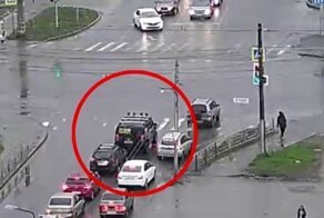 ДТП при буксировке неисправного автомобиля в Вологде