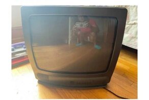 14 нелепых ситуаций, в которые попали люди, продавая вещи в интернете
