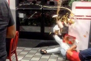 Это фиаско: подборка фотографий людей, везение которых закончилось в неподходящий момент