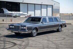 Лимузин Lincoln Town Car — незаменимый персонаж в американских фильмах