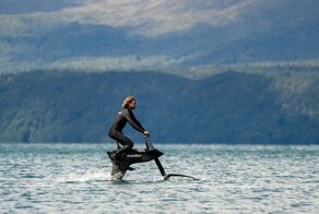 В Новой Зеландии представили электрический водный велосипед