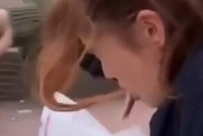 Девушке не дали насладиться вкусом селёдки