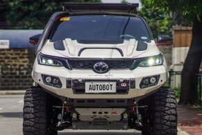 Филиппинские мастера подготовили Toyota Fortuner для экстремального бездорожья