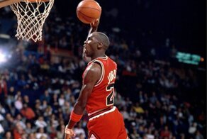 8 реальных, но чрезвычайно странных требований из контрактов знаменитостей