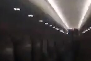 Страшные кадры из самолёта, попавшего в зону турбулентности