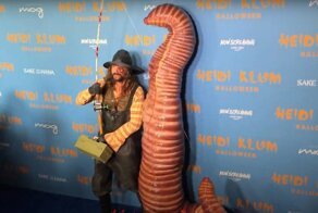 Новый безумный костюм супермодели Хайди Клум на Хэллоуин