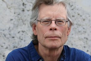 "Это они должны мне платить": Стивен Кинг рассердился на нововведения Маска в Twitter