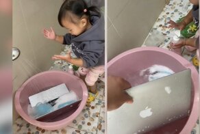 Дочка решила помочь папе и помыла его ноутбук водой с мылом