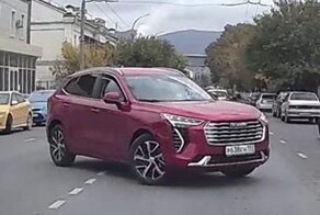 Только девчушку напугали: неожиданное ДТП из Новороссийска