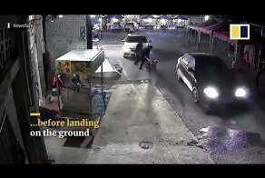 Мужчина поймал упавшего из окна ребенка