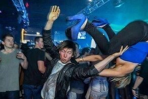 30 снимков, передающих безумную атмосферу ночных клубов