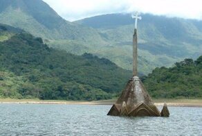 Кошмар субмеханофоба: 30 жутких фото затопленных объектов