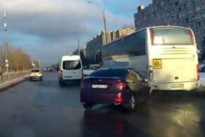 Дело Шамаича живёт: в Обнинске водитель врезался в припаркованный автобус