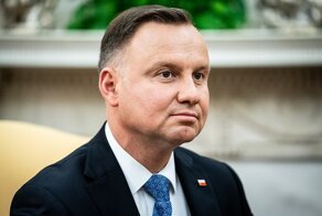 «Эммануэль, поверь мне, я крайне осторожен. Я не обвиняю русских»: президент Польши пообщался с «Макроном« и признался, что боится обострения отношений с Россией