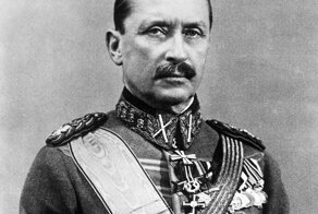История создания, недолгого существования и предсказуемого бесславного конца «русской народной армии»