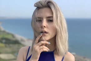 Российская порноактриса Ева Элфи возглавила мировой топ PornHub