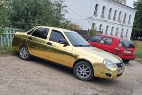 Дорохо-бохато: 14 людей, для которых понты по жизни важнее всего