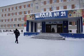 В школе Нижневартовска восьмиклассник ударил  сверстника ножом