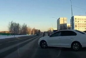 Долго сидел в засаде и вырулил в самый подходящий момент