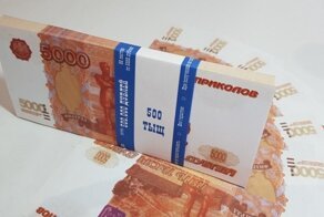 В Питере мужчина попытался ограбить офис микрозайма, но забрал лишь стопку фальшивых купюр