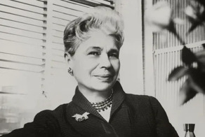 Умница, модифицировавшая и сделавшая удобной особую деталь женского гардероба