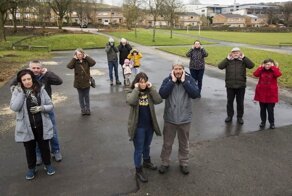 Жителей английской деревни преследует таинственный гул