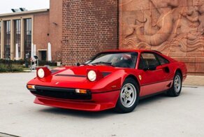 Малолитражка Ferrari 1984 года выпуска: классический суперкар с уменьшенным объемом двигателя