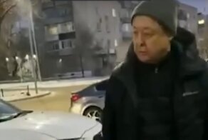 "Я свою нацию уважаю": казахский националист оскорбил русскоязычную официантку
