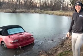 Затопленный родстер BMW прошёл тщательную мойку перед разборкой