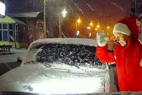 Колоритная тетушка на «Волге» устроила ДТП в Армавире