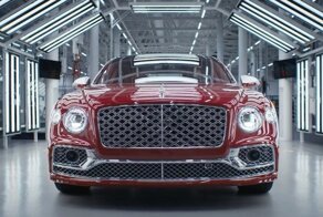 Bentley сыграла ремикс на популярную праздничную мелодию из «Щелкунчика» с использованием звуков завода