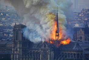 В Нотр-Дам-де-Пари нашли саркофаг - в нём была мумия с распиленным черепом