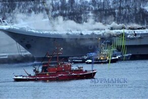 В Мурманске загорелся авианосец «Адмирал Кузнецов»