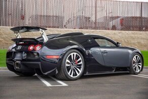 Безупречный Bugatti Veyron 16.4 выставлен на продажу