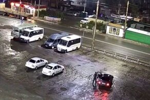 В Сызрани водитель скрылся после ДТП, сделав "полицейский разворот"