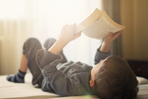 Как научить малыша читать по слогам