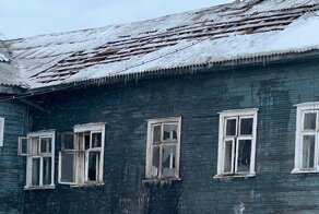 В Братске неизвестный попытался сжечь военкомат