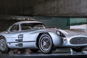 10 самых дорогих автомобилей, проданных с аукционов в 2022 году