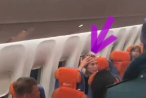 "Я сын губернатора!": рейс "Бангкок-Москва" пришлось экстренно посадить из-за пассажира, подравшегося с бортпроводниками