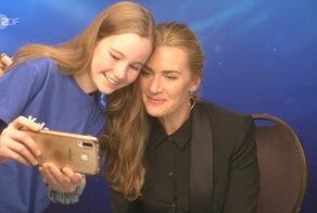 «Это будет самое потрясающее интервью»: Кейт Уинслет вдохновила юную журналистку