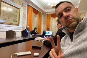 Советник ОП Украины Арестович подал в отставку