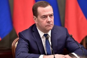 «Какое же позорище»: Дмитрий Медведев раскритиковал Давосский экономический форум и его участников