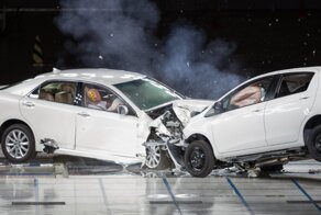 Дилемма ценою в жизнь: как быть – принять удар или свернуть от лобового удара?