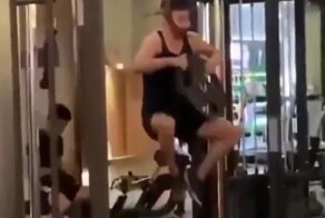 Что он делает?