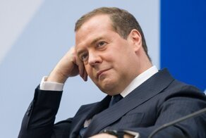 «Постоянно хочется жрать!»: Дмитрий Медведев прокомментировал требование украинских властей поставить им ещё больше оружия