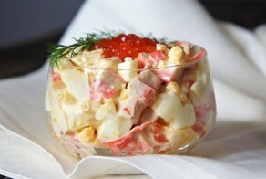 Палочки были просто брусочками с красным верхом – такой вид отдалённо напоминал клешню краба