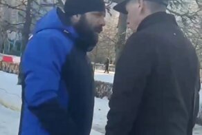 «Ты почему на машину плюнул?»: кавказец наехал на мужика из-за того, что тот оскорбил Z-символику